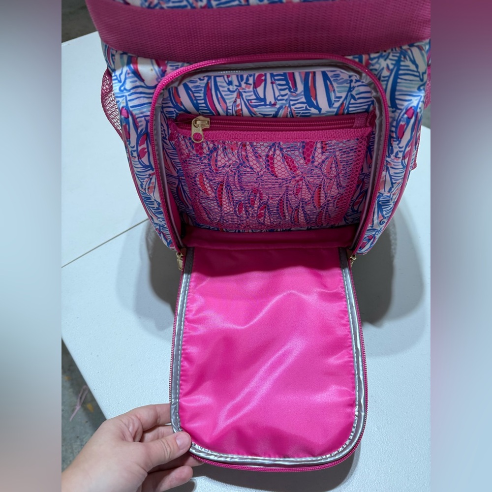 NEW Lilly Pulitzer Rolling Cooler - Picture 7 of 13